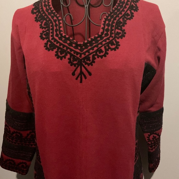 UNKNOWN Dresses & Skirts - VINTAGE  Unknown Brand  Embroidered  Dress  size   L/XL
